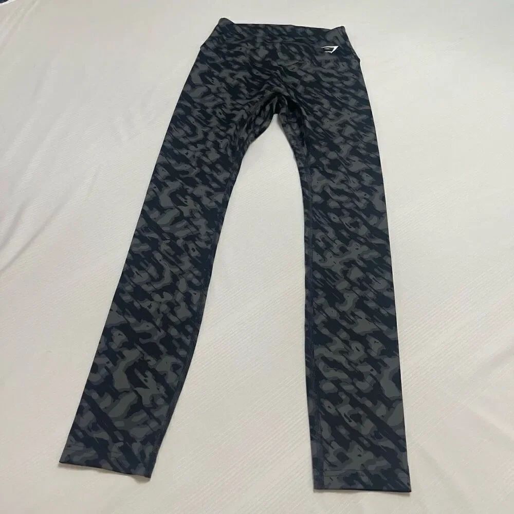 GYMSHARK Grey Black Camo Camouflage Training Leggings Size Small